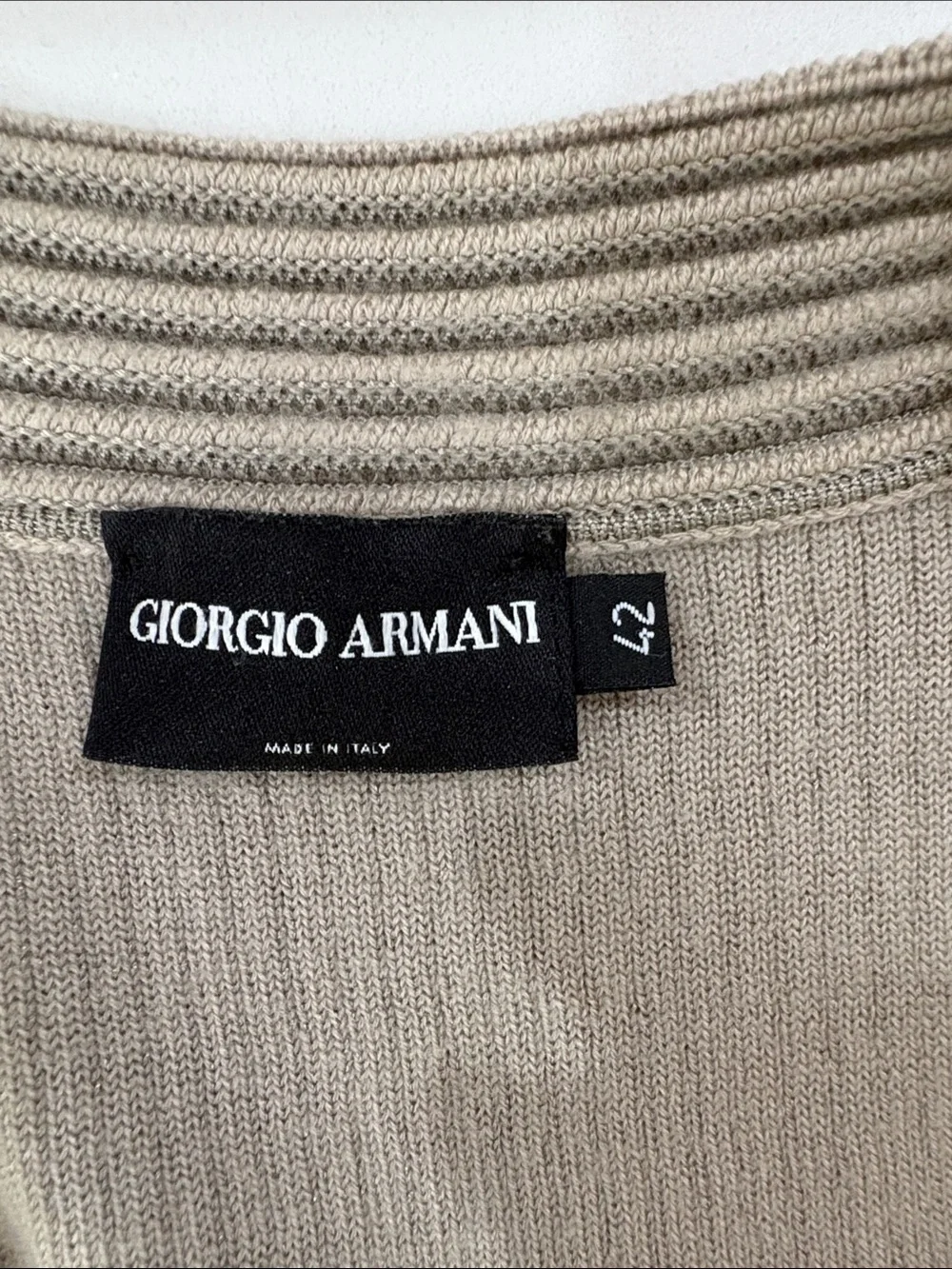 Giorgio Armani Beige Ribbed Sleeveless Knit Top - Picture 2 of 4